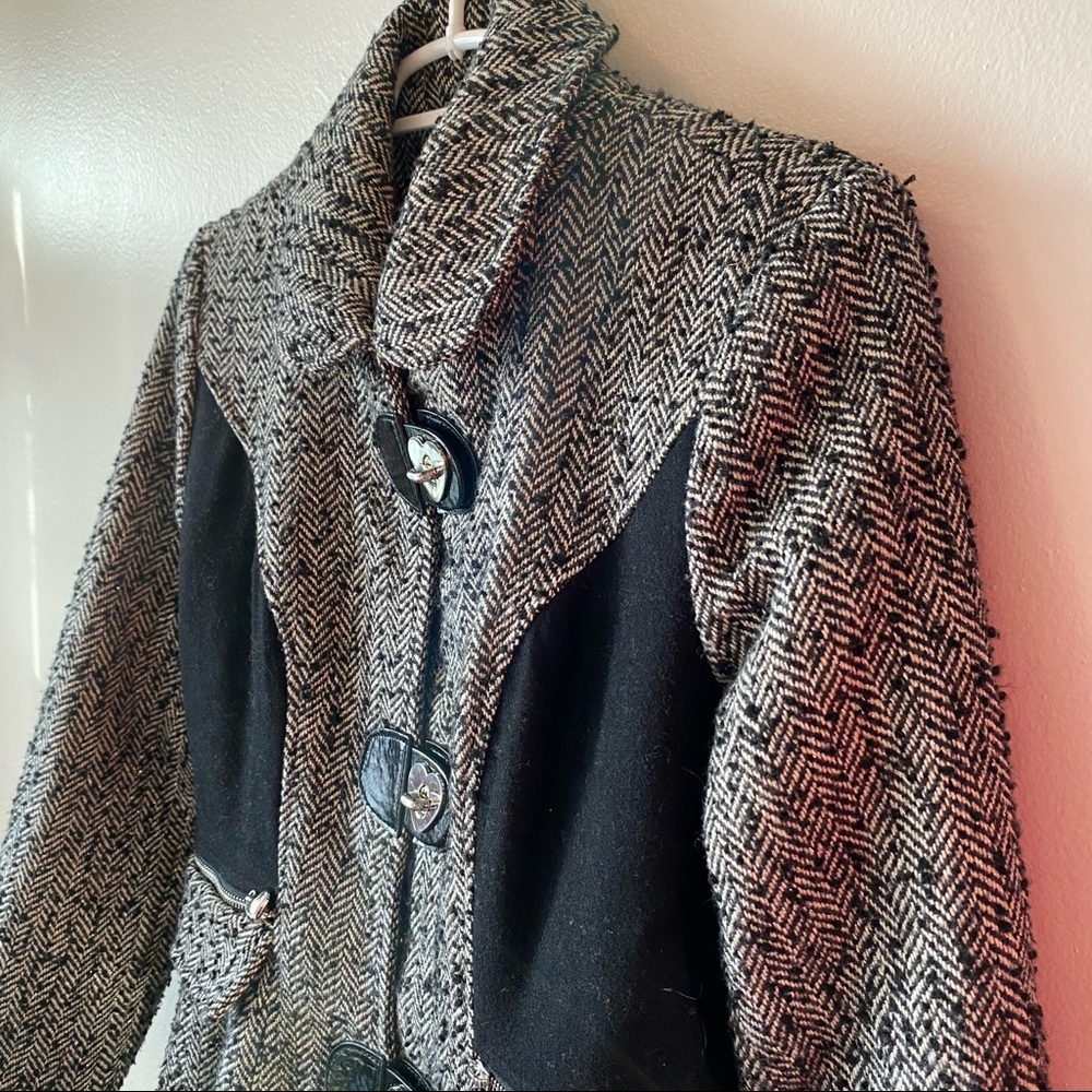 Betsy Johnson Herringbone Wool Peplum Dress Coat Size 6 - Picture 6 of 15